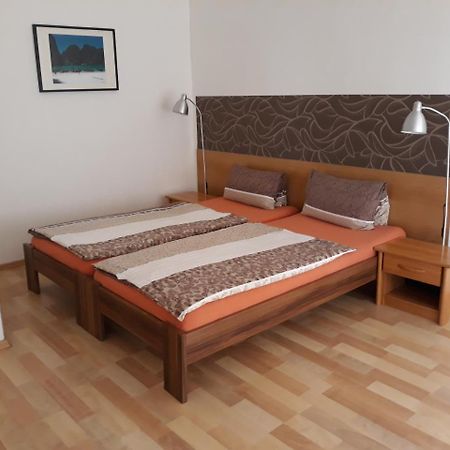 Vv Penzion Brno Luaran gambar