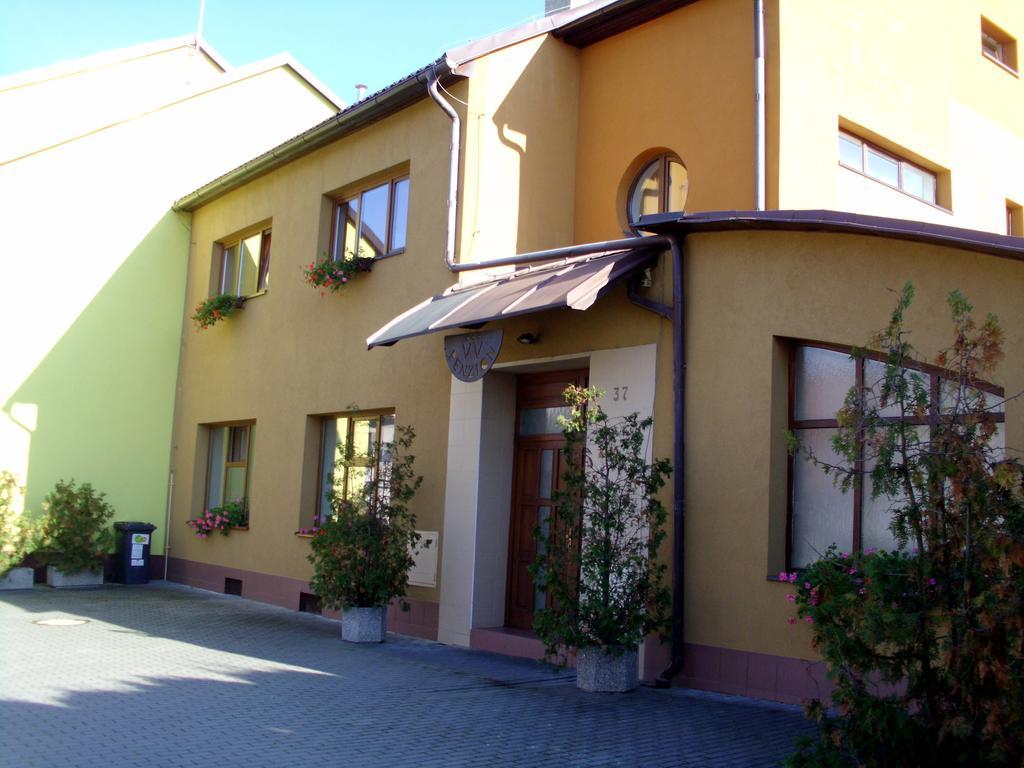 Vv Penzion Brno Luaran gambar